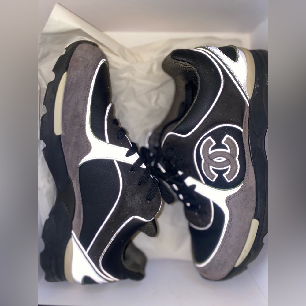 Chanel sneakers size 38.5